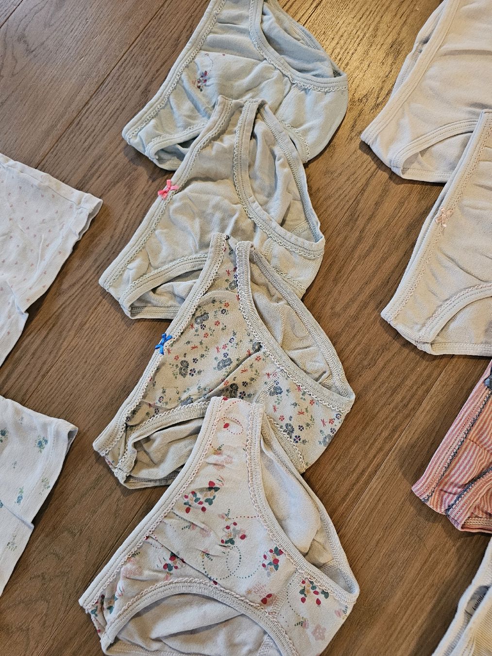 Petit Bateau Biancheria intima: Petit Bateau Set Unterwäsche 116 – Usato da Buch am Irchel venduto da Potzblitz2 2