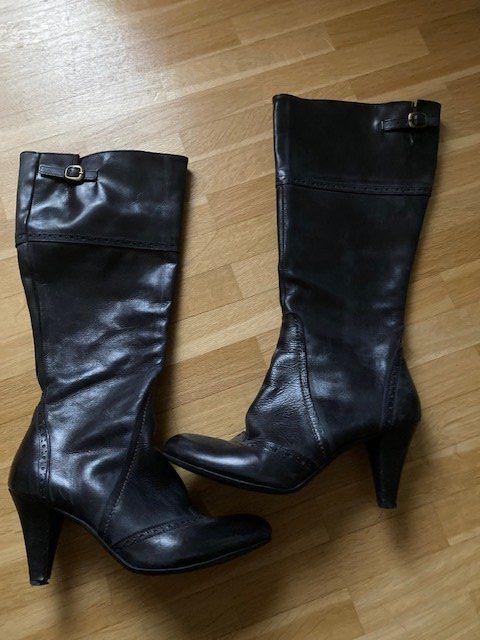 Scarpe da donna: Lederstiefel von Passo per Passo, Grösse 38 – Usato da Bolligen venduto da Naxos17