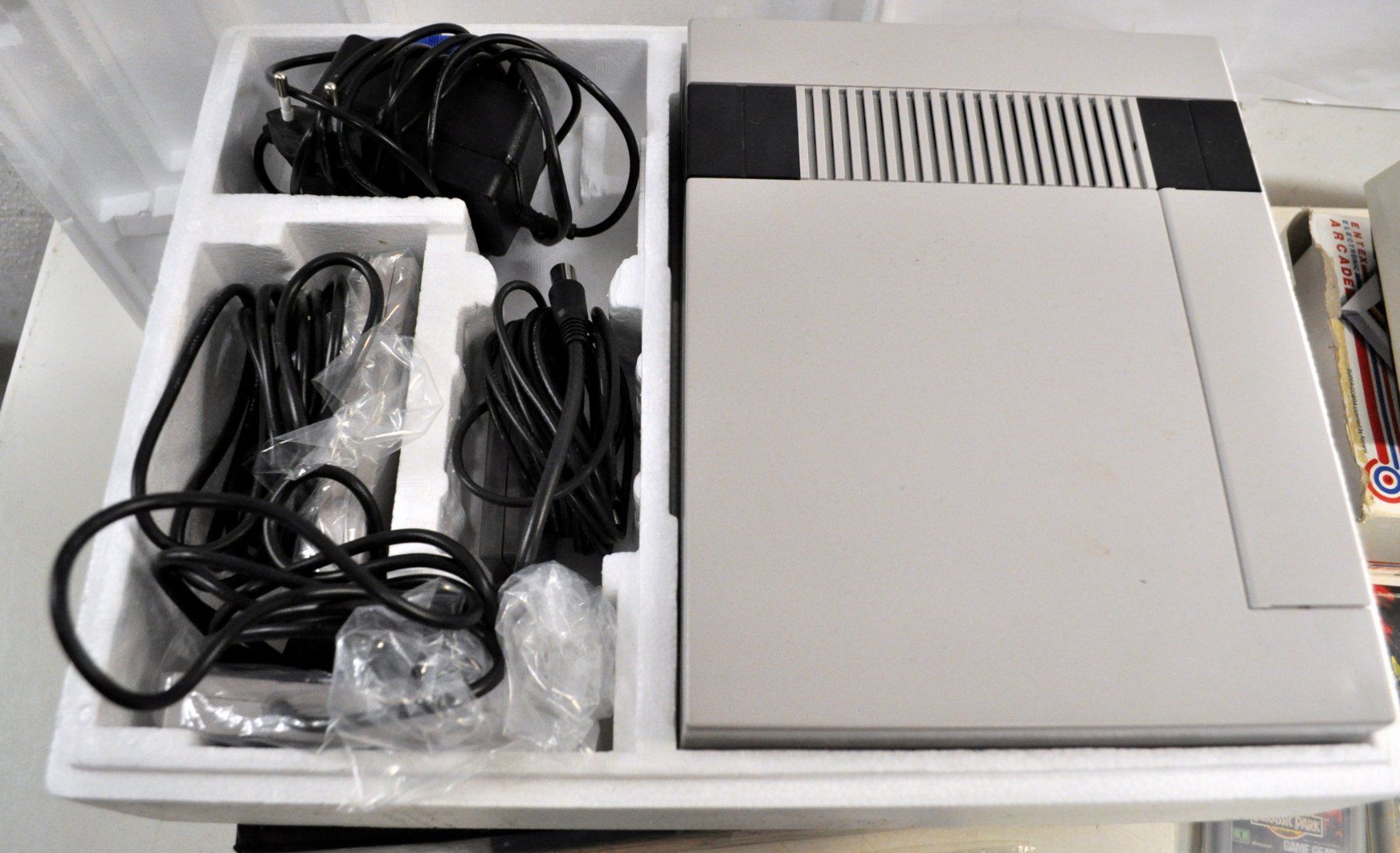 Nintendo Console: Ancienne console Nintendo pour collectionneurs – Usato da Neuchâtel venduto da Neuchatel 2