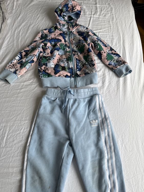 Adidas Trainingsanzug Mädchen, Grösse 98 Blumenmuster, Top