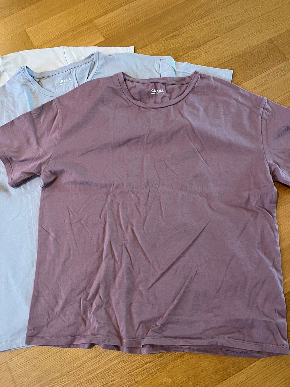 T-shirt: GRANA T-Shirts x3 – Usato da Luzern venduto da Aleoschli
