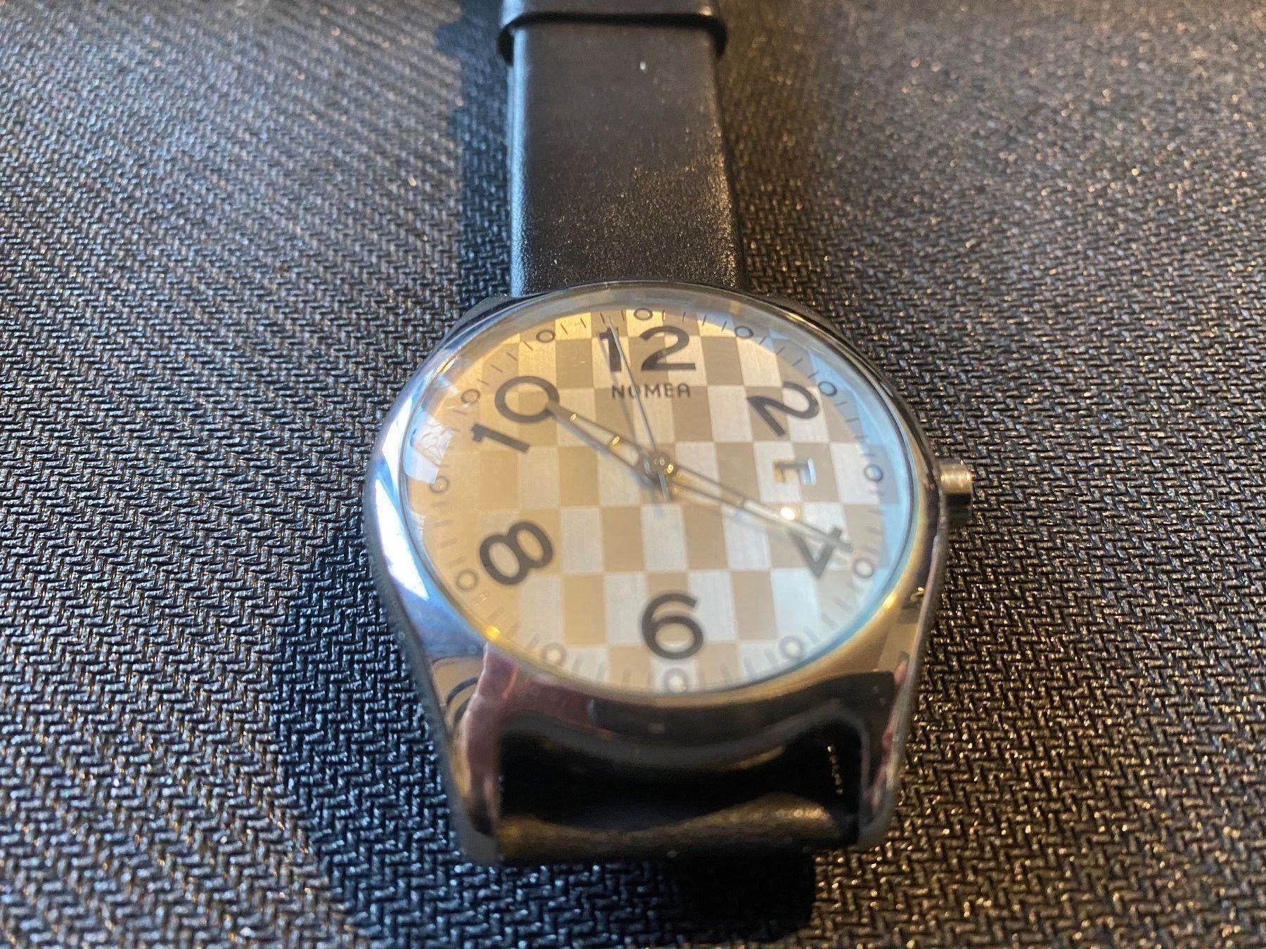 Orologi: NOMEA Modeuhr – Usato da Muri b. Bern venduto da Silberqualle