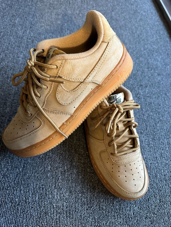 Nike air force 1 femme taille 36.5 beige 1
