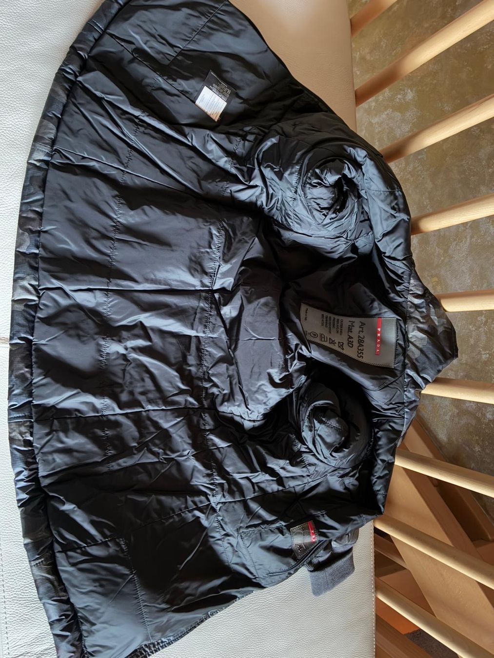 Prada Vestes: PRADA – Neuf (Voir description) à Rümlang par har_z6qv 7