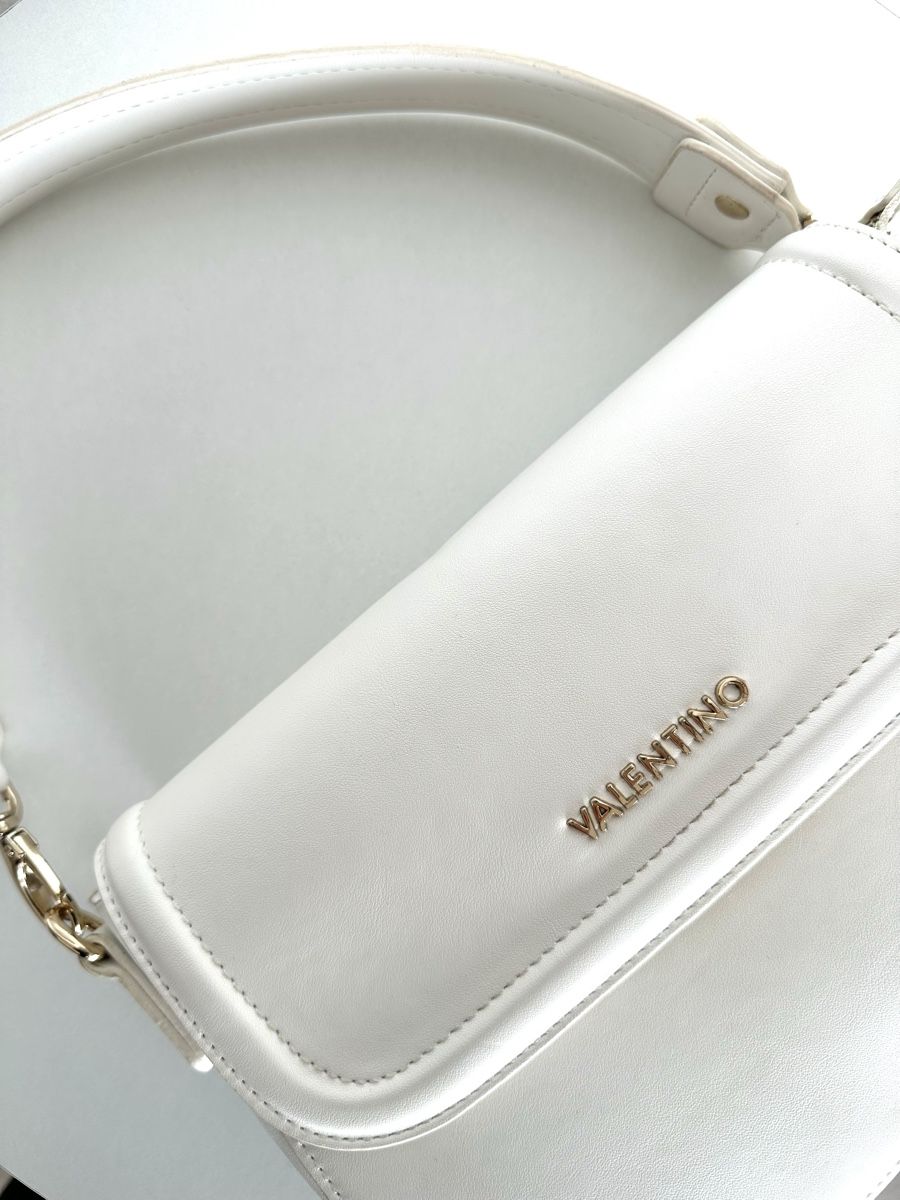 Valentino Taschen für Damen: Valentino White Shoulder & Crossbody Bag – Neu (gemäss Beschreibung) aus Oberuzwil von PreownedAllure 8