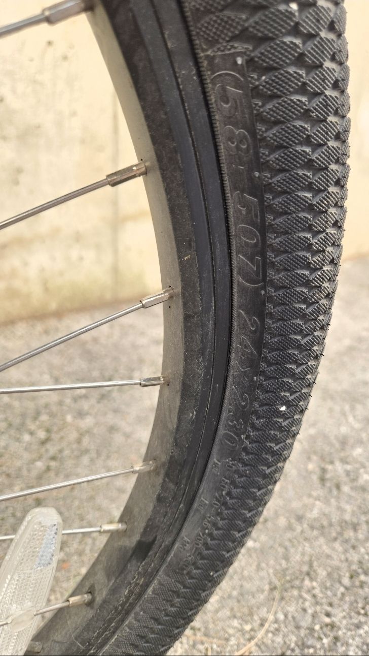 Biciclette: vélo mécanique cargo longtail Yuba Kombi – Usato da Thônex venduto da Nico4444 7