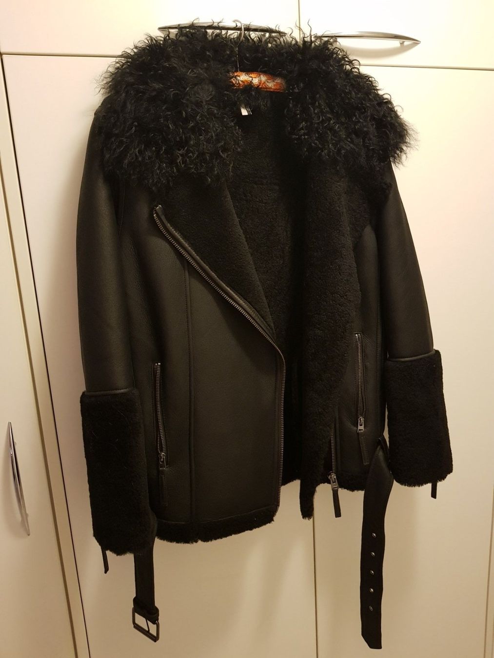Topshop Giacche: Lammfelljacke / Shearling echt, TOPSHOP – Usato da Urtenen-Schönbühl venduto da chrebeli1