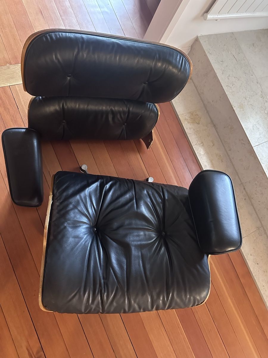 Eames Poltrone: Eames Lounge Chair – Difettoso da Allschwil venduto da Pi_Nuts
