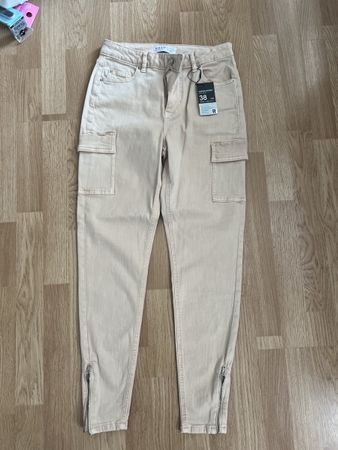 High Rise Hose Gr. 38 Beige