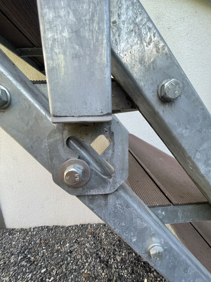 Scale: AUSSENTREPPE VERSTELLBAR – Usato da Küssnacht am Rigi venduto da Koala73 8