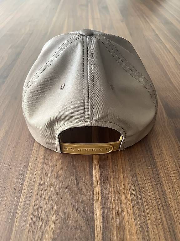 Copricapi, berretti & cappellini: Tomorrowland Cap – Usato da Hägendorf venduto da Chev-Chelios89 2