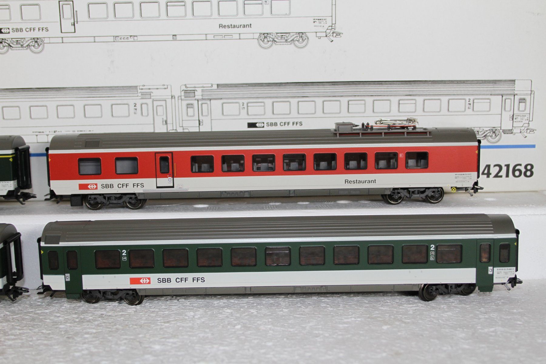 Märklin Modelleisenbahnen: Märklin 42168 SBB Pendelzug Set – Gebraucht aus Triesen von gleis8 2
