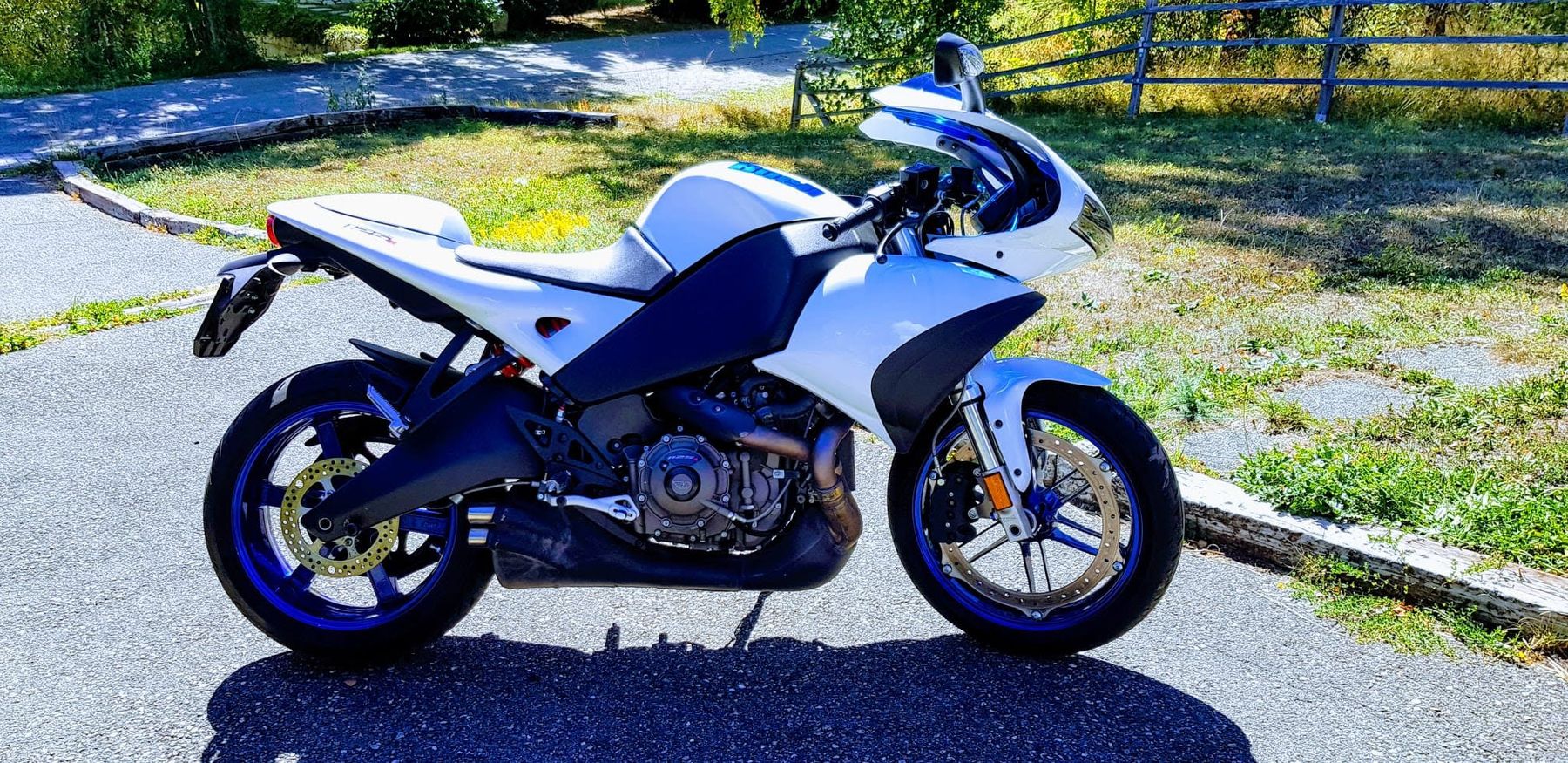 Buell Strada: Buell 1125R – Usato da La Chaux-de-Fonds venduto da miami-vice1985 2