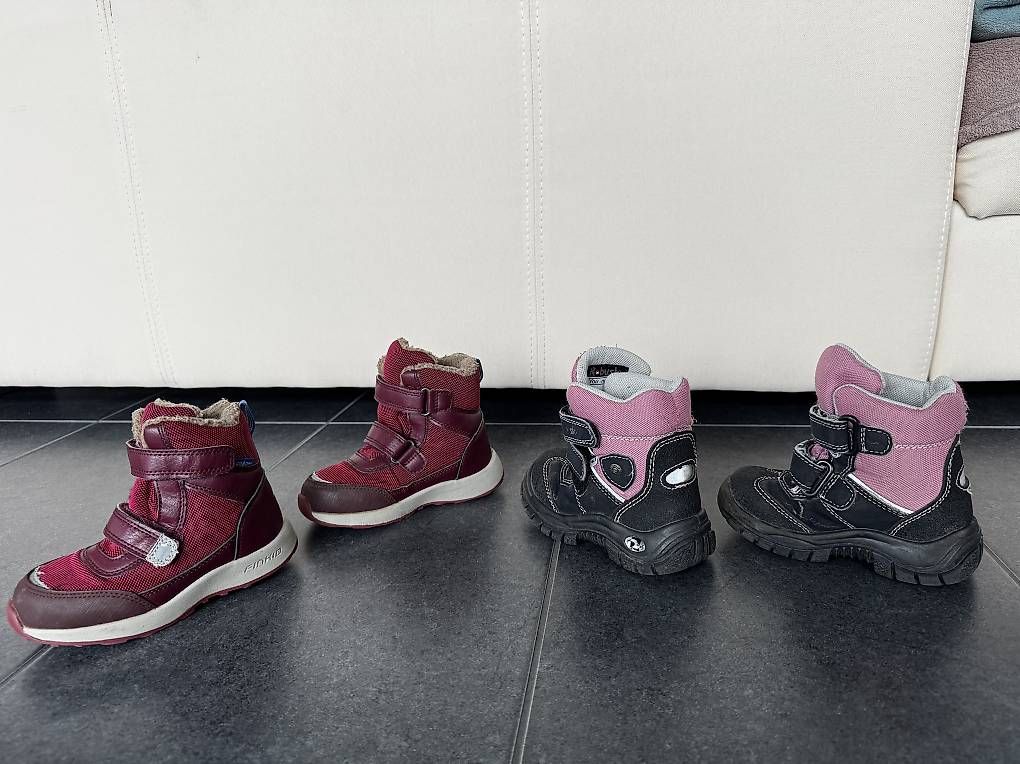 Schuhe für Mädchen: Winterstiefel Gr. 24  – Gebraucht aus Ottenbach von bienemaja010