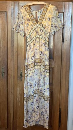 Traumhaftes Kleid von ba&sh Gr. 3