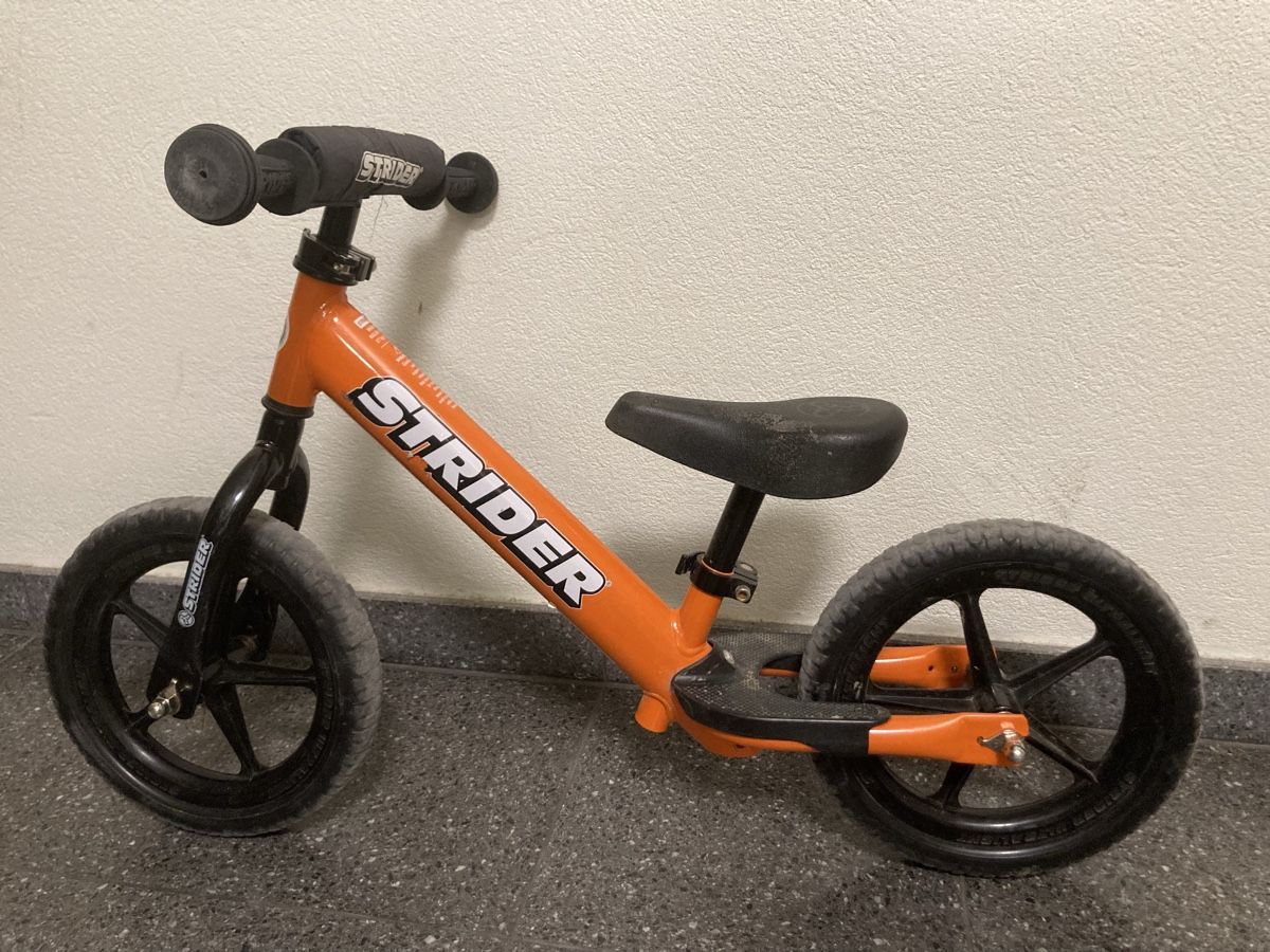 Veicoli per bambini: Strider Laufrad, orange – Usato da Basel venduto da Lillybeth