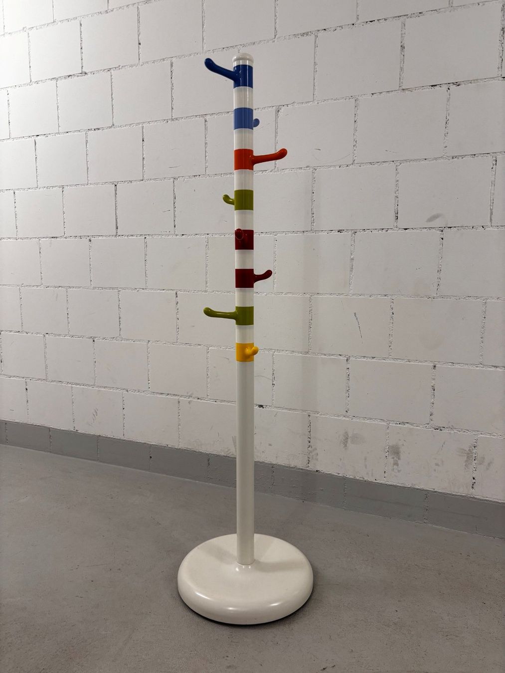 Altro in Decorazioni & Accessori: Kinder Kleiderständer – Usato da Ittigen venduto da mar_ls6t