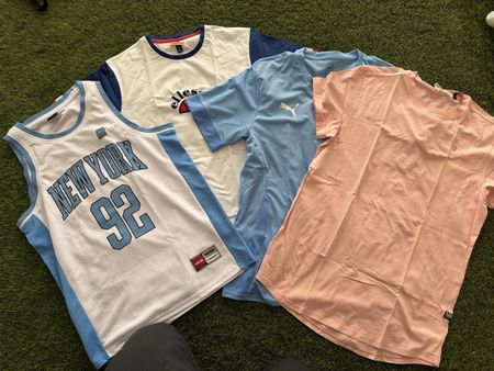 Lot de 5 t-shirts et débardeurs marques diverses T.M/S État 