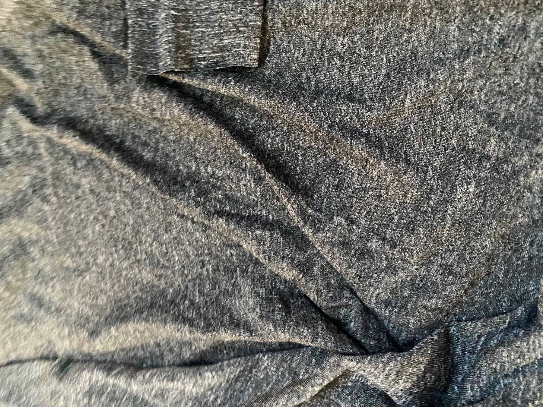 Top: Top Grau American Vintage 38 – Usato da Chur venduto da simhofstr 5