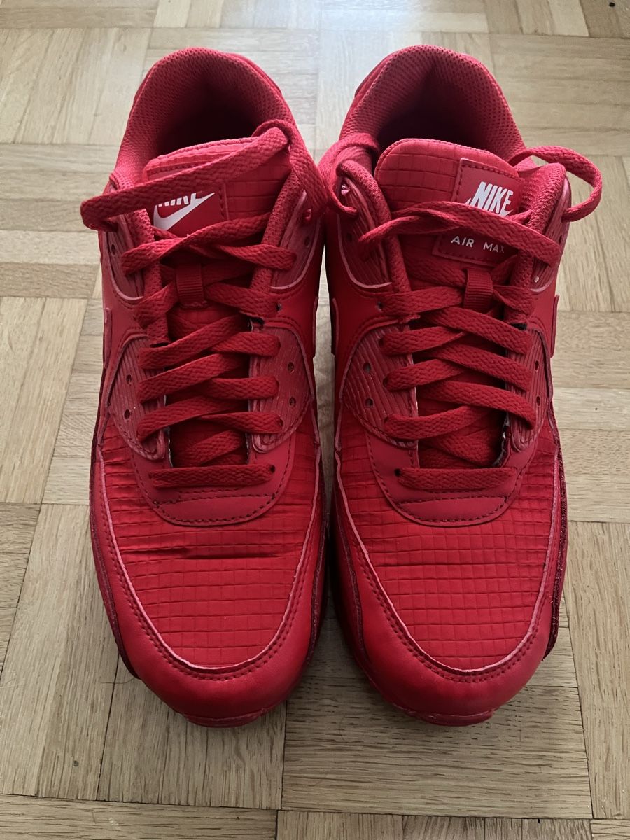 Nike Scarpe da uomo: Nike Air Max rouges 42 – Usato da Neuchâtel venduto da Alex_Style