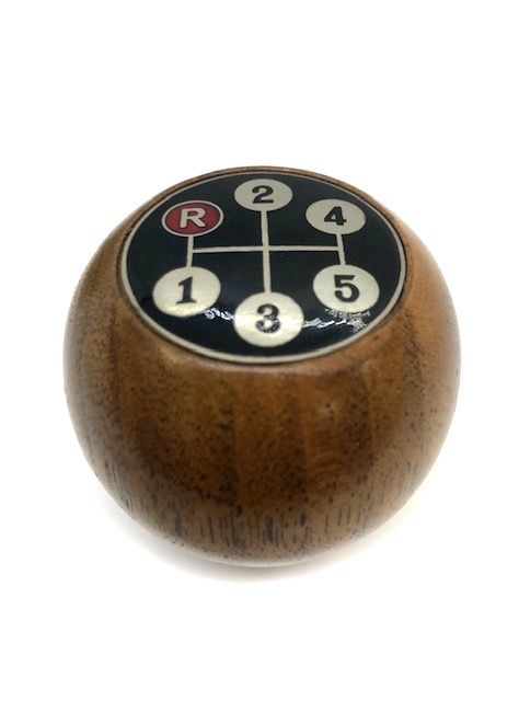 Tutti pezzi di ricambio auto: Amco/Porsche 901 walnut shifter knob NOS – Nuovo (secondo la descrizione) da Kilchberg ZH venduto da Porsche_RS