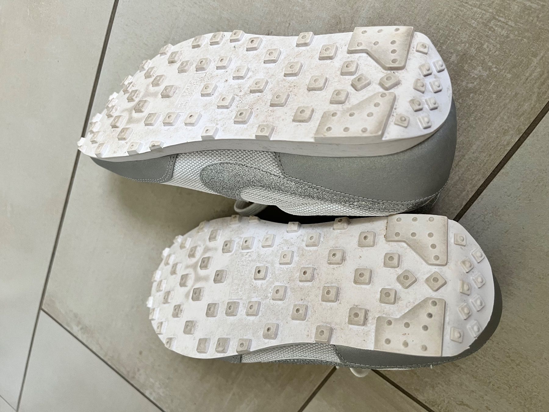 Scarpe da donna: Nike Sneaker Grösse 39 - Top Zustand! – Nuovo (secondo la descrizione) da Kradolf venduto da AlexiaEugster 7