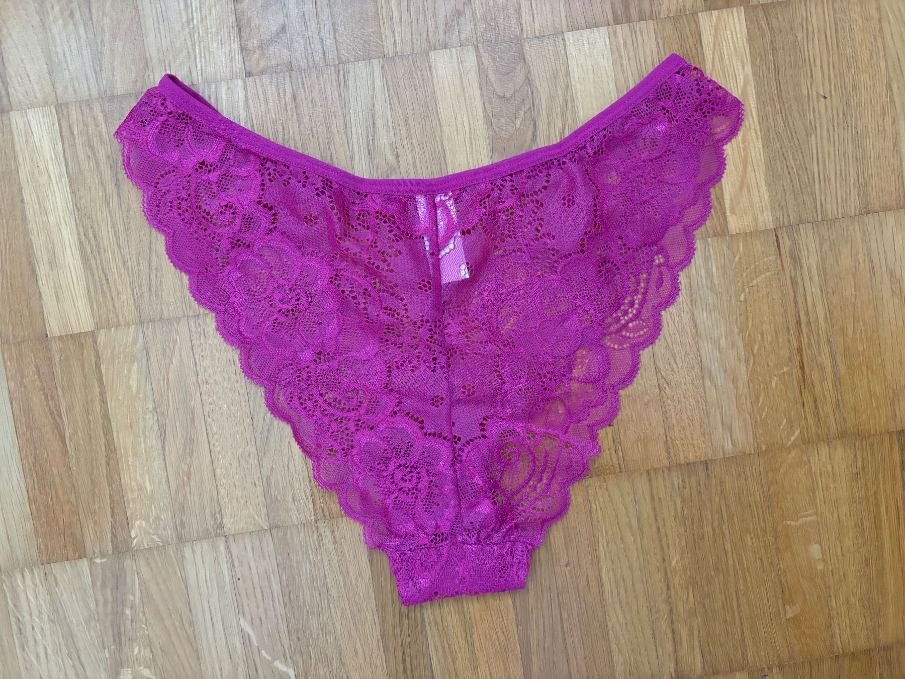Altra biancheria intima: Sexy Spitzen-Slip Gr. M – Usato da Winterthur venduto da Sunshine143 1