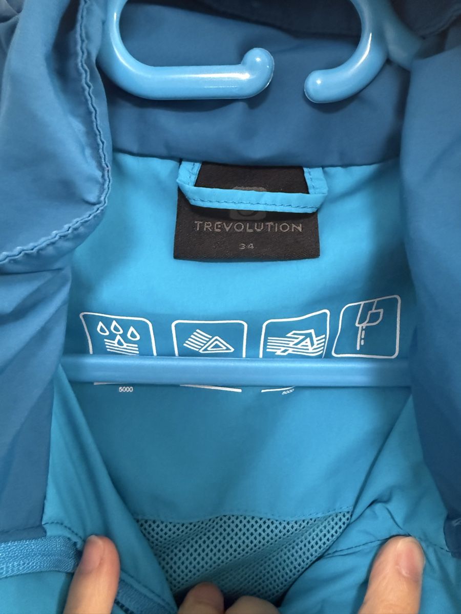 Trevolution Giacche: Tolle Trevolution Regenjacke, Grösse 34 – Usato da Winkel venduto da zucchetti 2