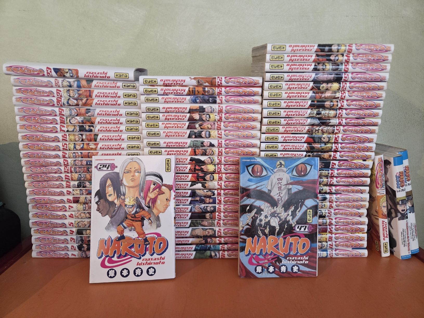 Fumetti: Naruto complet FR – Usato da Yverdon Les Bains venduto da GuillaumeJea