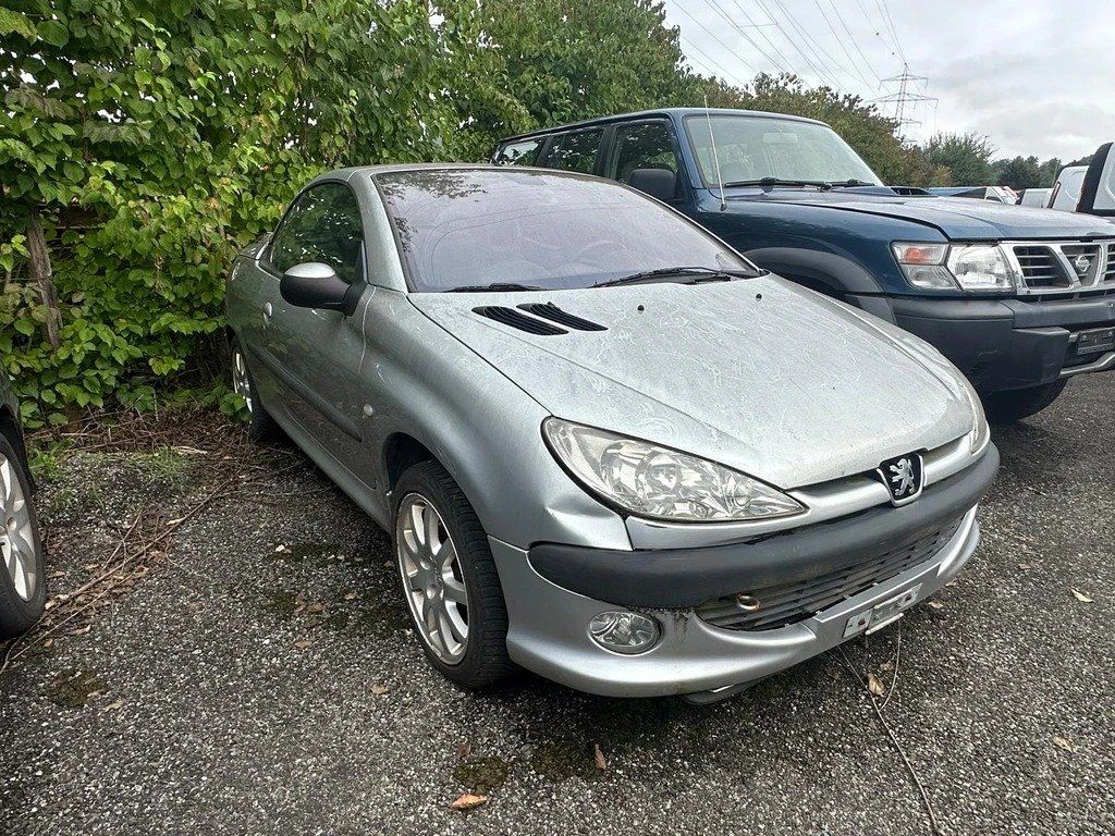 Peugeot Autos: PEUGEOT 206 CC 2.0 16V – Gebraucht aus Oftringen von alourag 1