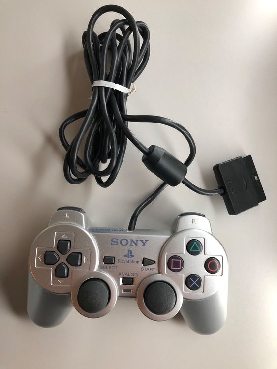 PS2 Controller silbern (Gebraucht) in St.gallen für CHF 20 – mit ...