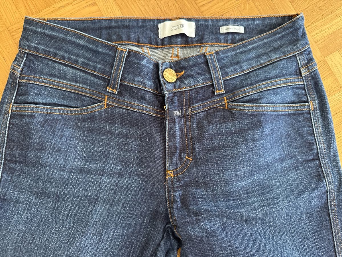 Closed Jeans: Closed Jeans Size 27 – Gebraucht aus Fällanden von emilyeheim 1