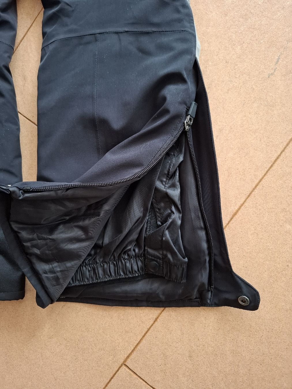 CMP Hosen: Skihose CMP 140 schwarz – Gebraucht aus Thun von lede 2