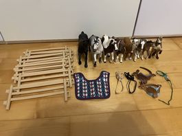 Schleich Pferde und Zubehör (Zäune, Hürden u.s.w)