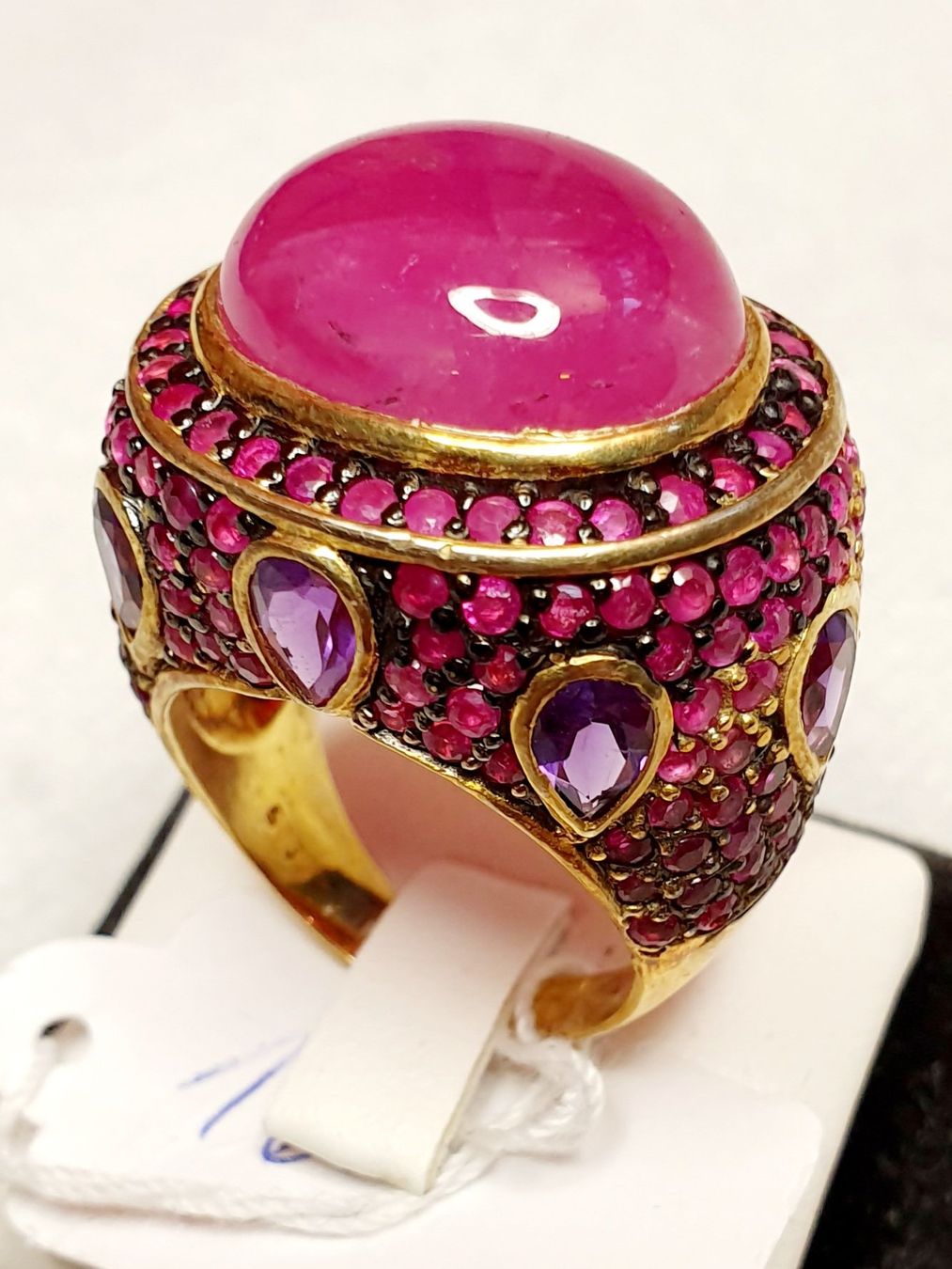 Ringe: Eleganter Ring mit Rubine & Amethysten – Neu (gemäss Beschreibung) aus Zürich von Bieter04 2