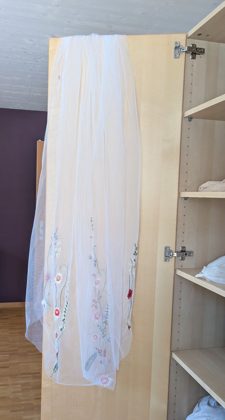 Haarschmuck: Schleier mit Blumenmuster – Neu (gemäss Beschreibung) aus Villnachern von MiniMouse2
