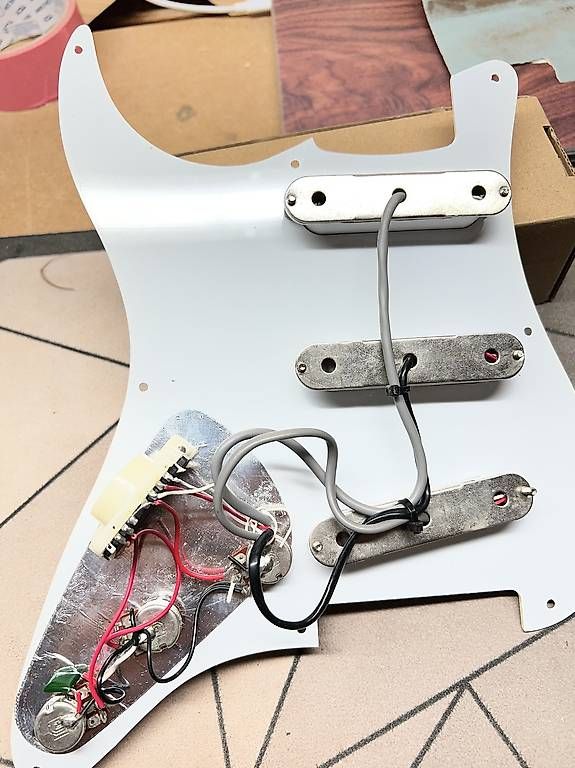 Squier Instruments de musique: Pickups squier Fender Stratocaster – D'occasion à Minusio par Bolix 1