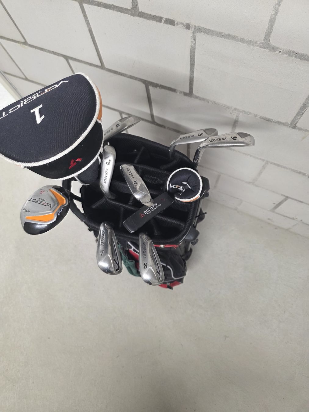 Clubs & Sets: Golfschläger Set mit Tasche gebraucht – D'occasion à Untersiggenthal par HK-D 3