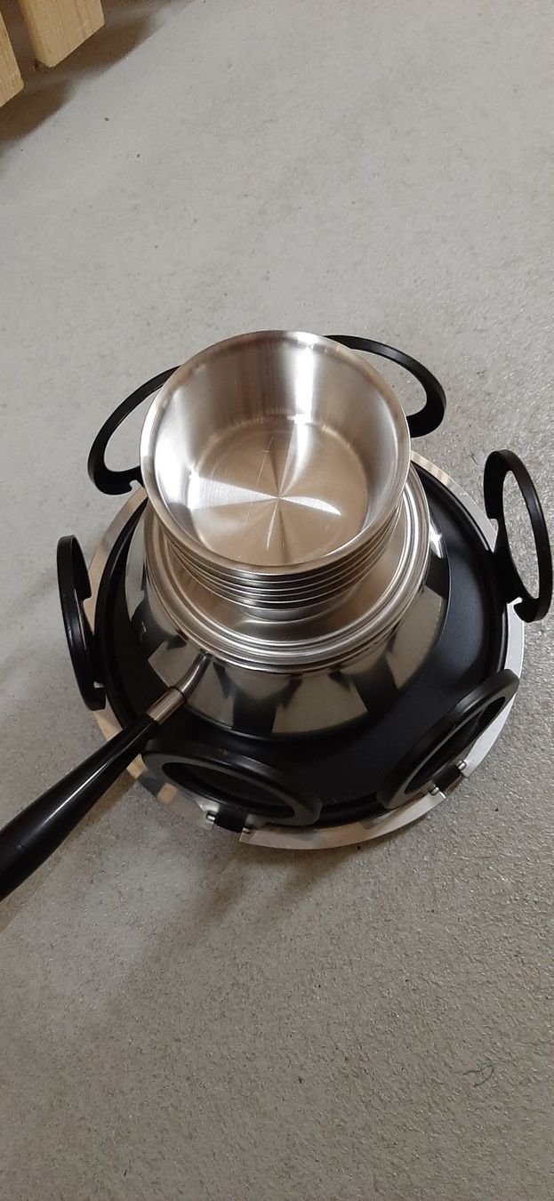 Töpfe: Fondue Bourguignonne Topf mit Drehteller, 6 Gabeln – Gebraucht aus Affoltern am Albis von Sabinezc 5