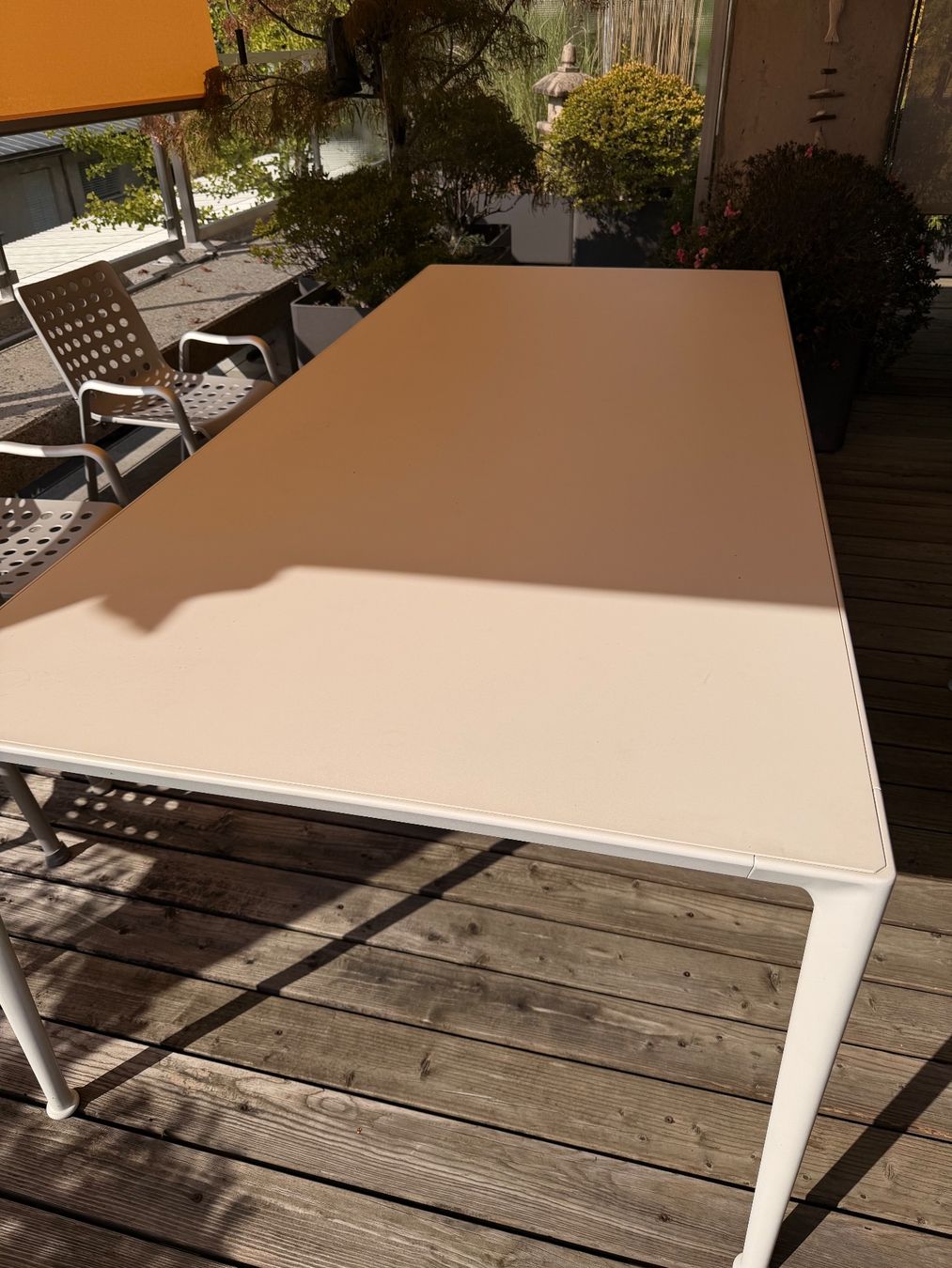 B&B Italia Tables: B&B Italia Gartentisch Mirto 200cm – D'occasion à Oberwil b. Zug par hallihallo12 4