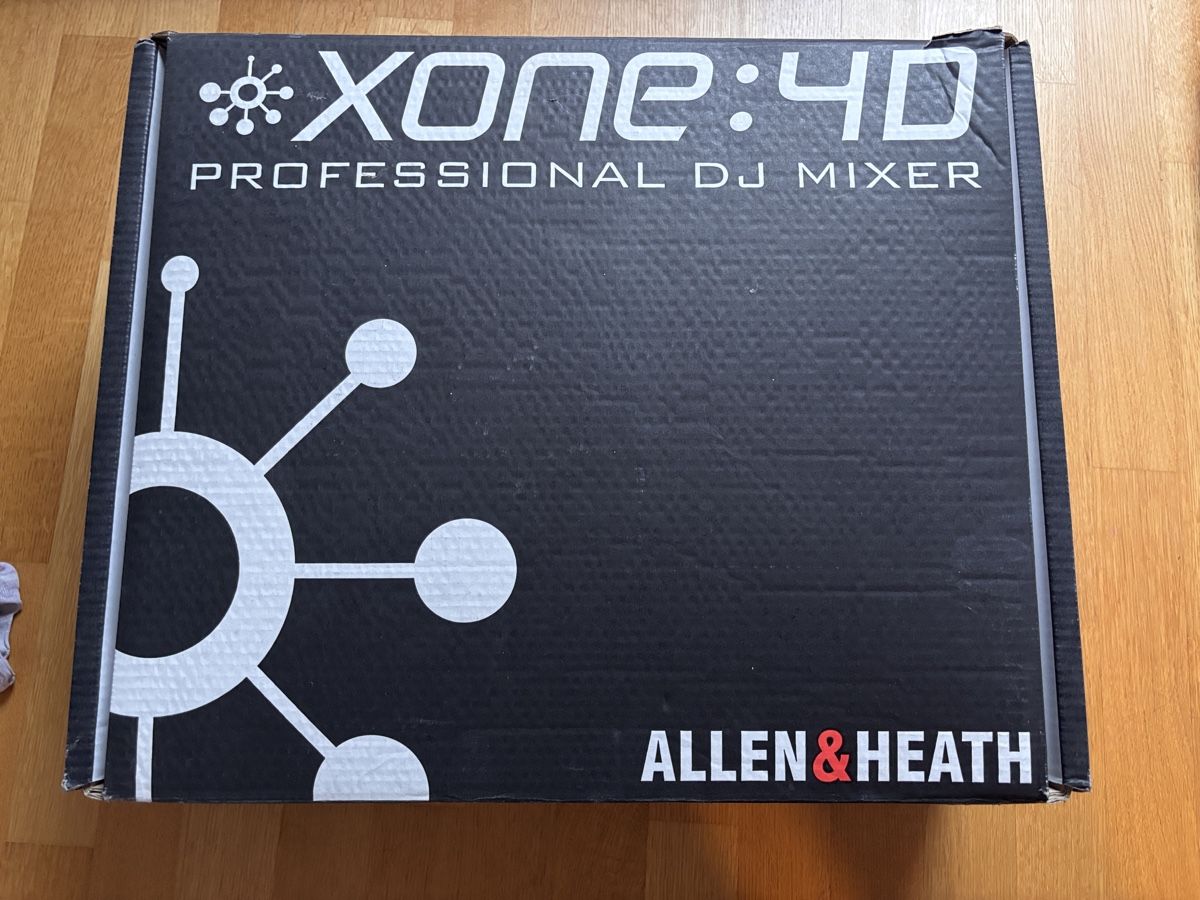 Allen & Heath Console di mixaggio: DJ Controller allen heath xone 4d top zustand – Usato da Romanshorn venduto da Mahawi 2
