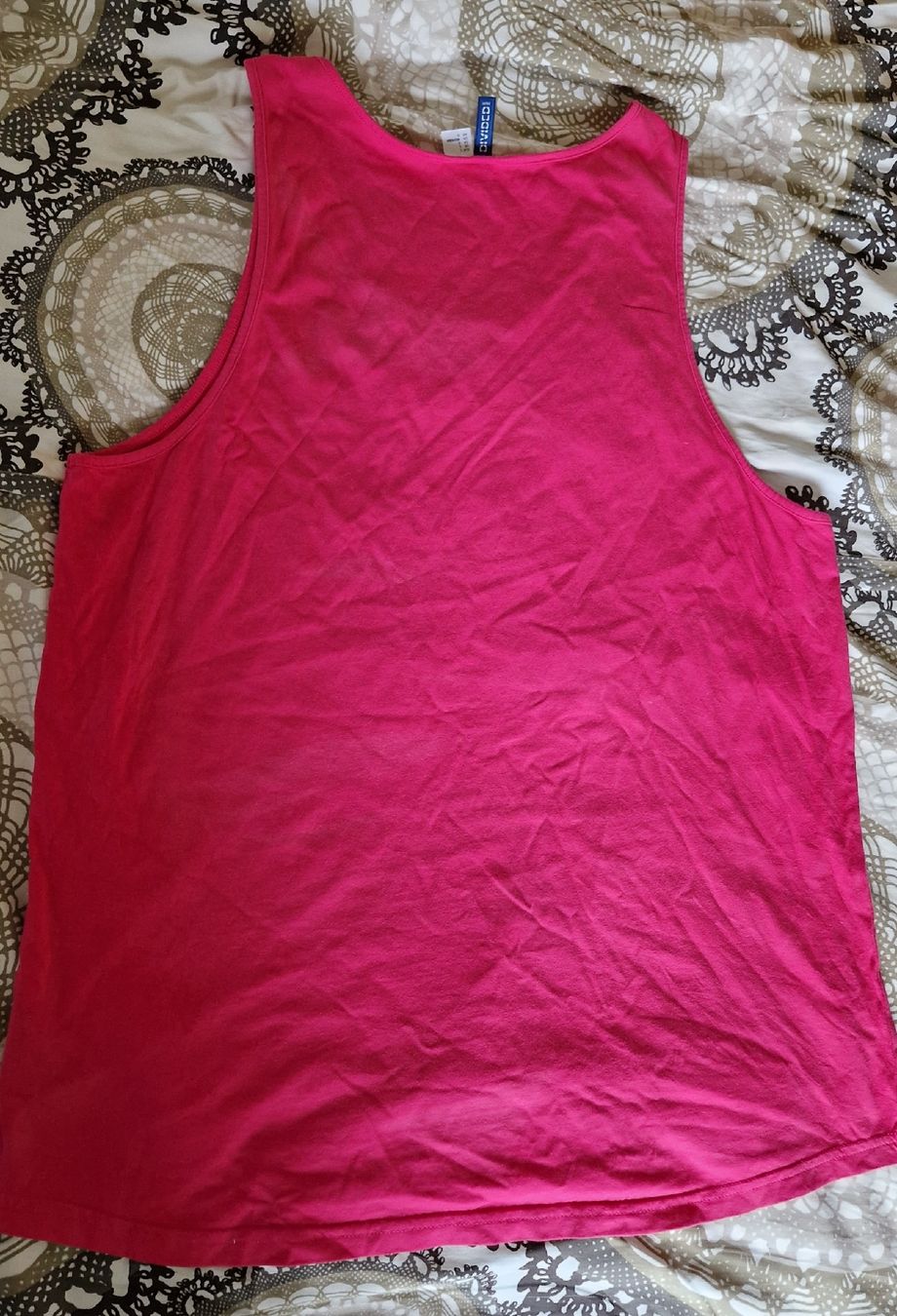 H&M T-shirt: Tank Top in Pink – Usato da Oberengstringen venduto da Sheera7 2