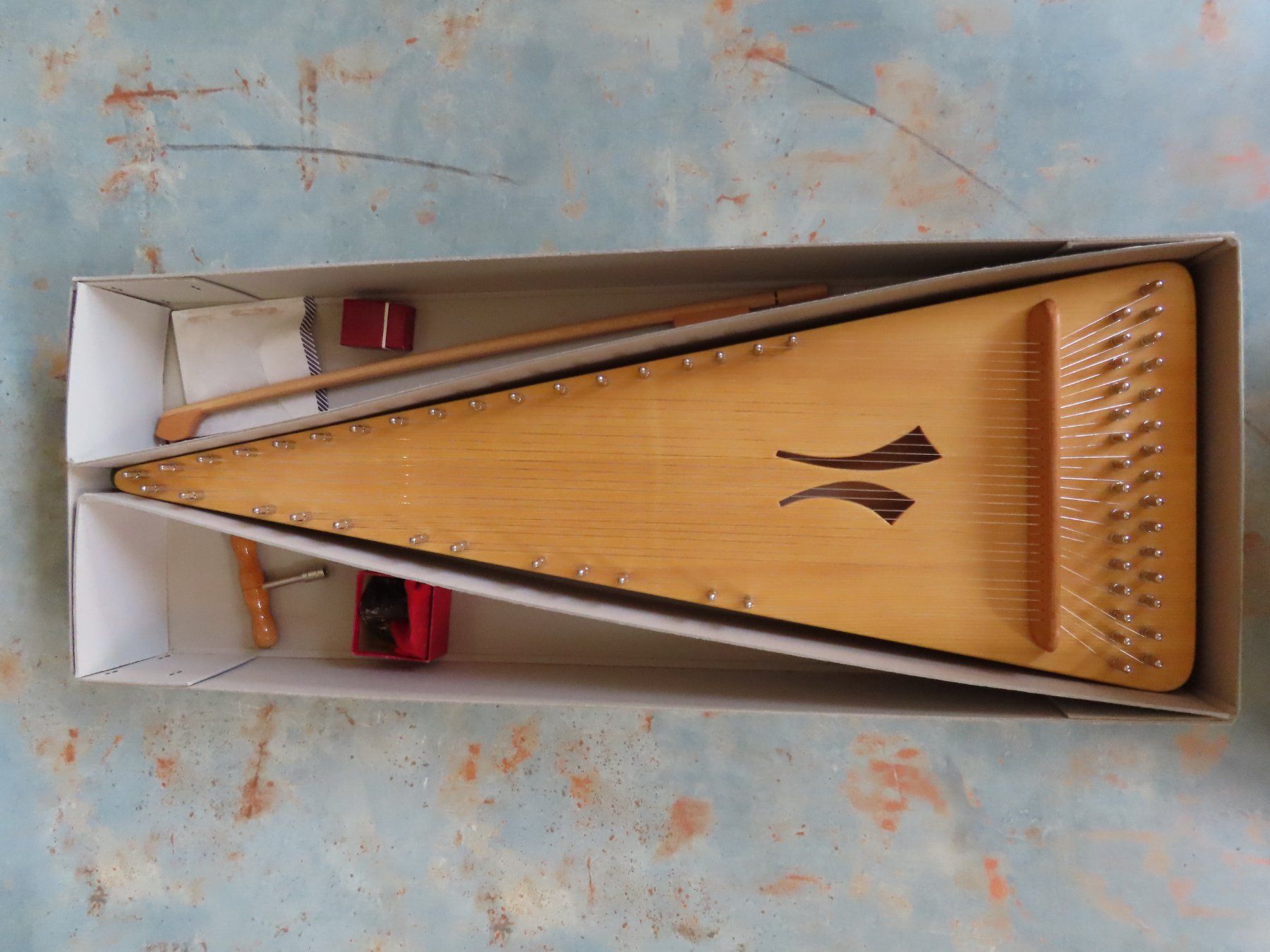 Strumenti musicali: Handgearbeiteter Streichpsalter (Alt-C) – Usato da Reinach BL venduto da WBZ-Flohmarkt 1