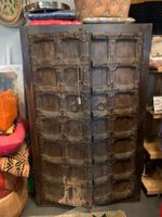 Indischer Schrank Tempel massiv | LIQUIDATIONSVERKAUF