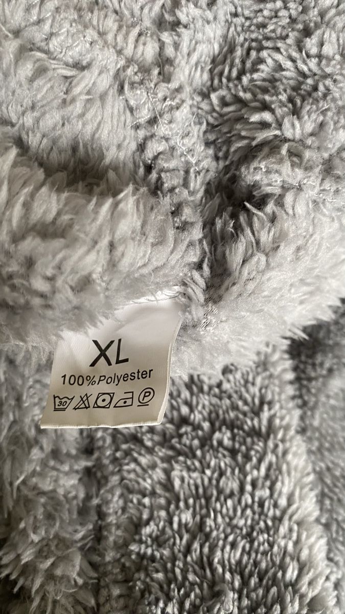 Maglioni & Felpe: Flauschiger Kapuzenpullover, Grau, Gr. XL - neu – Nuovo (secondo la descrizione) da Zürich venduto da hulahup 3