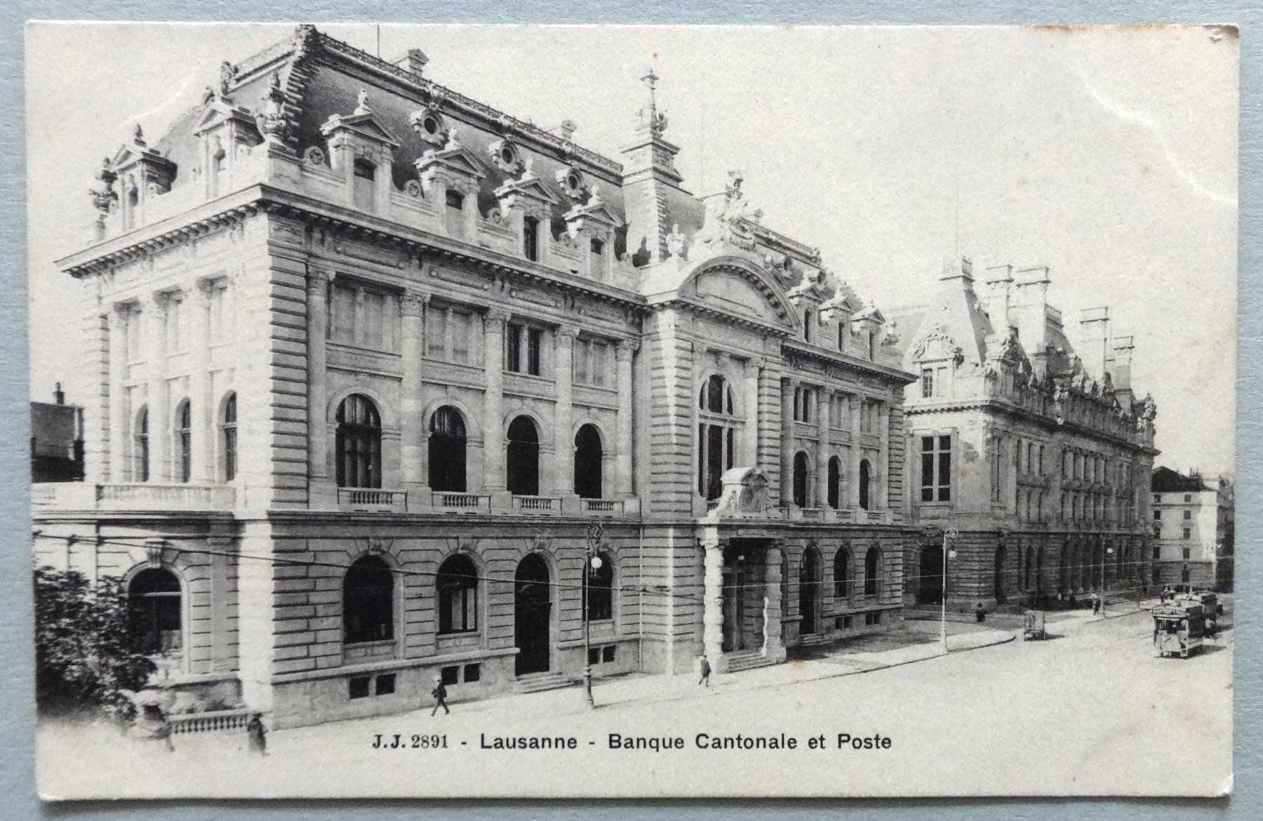Cartoline postali: Lausanne - Banque Cantonale et Poste – Usato da Fétigny venduto da Billy2miny