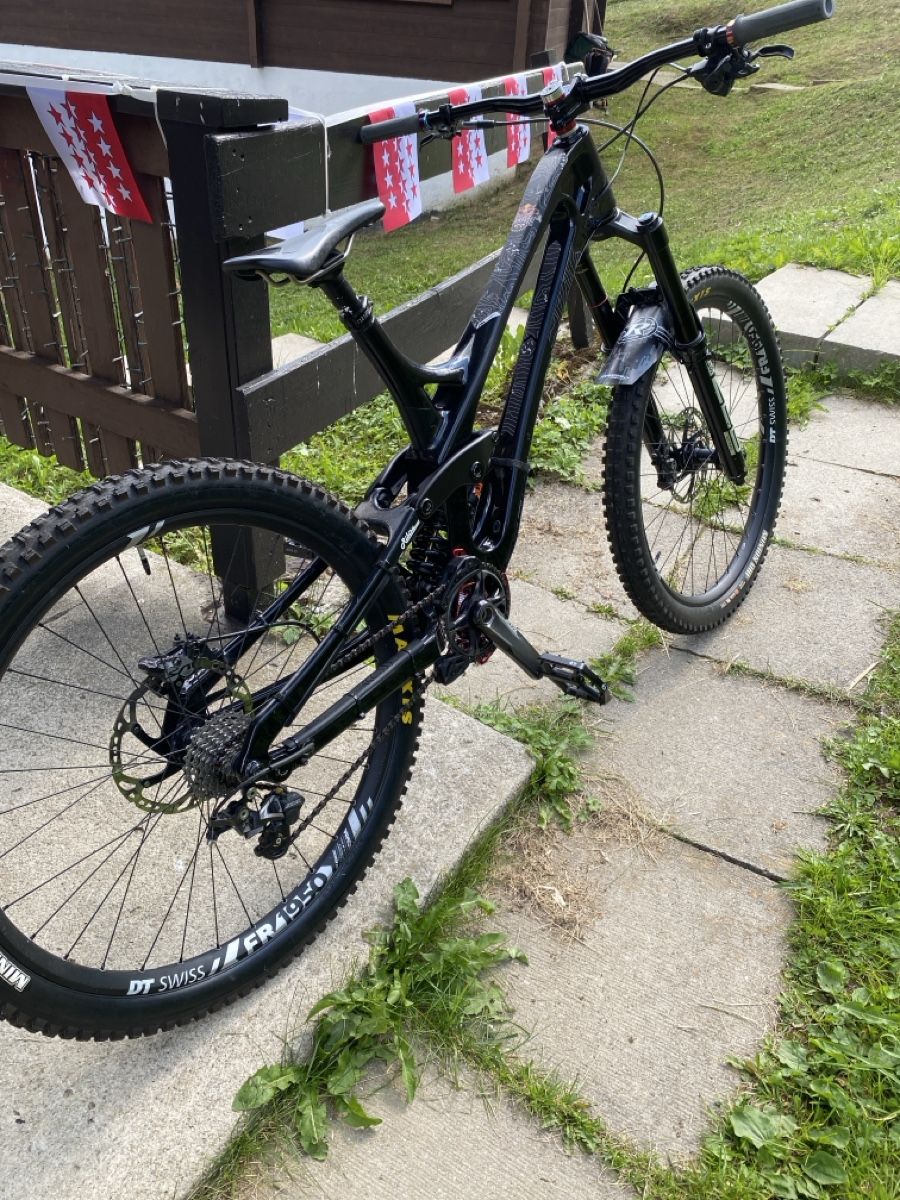 Velos: Ribisu Rocket Downhill Bike XTR Saint FOX – Gebraucht aus Riederalp von kla_dqt8 1