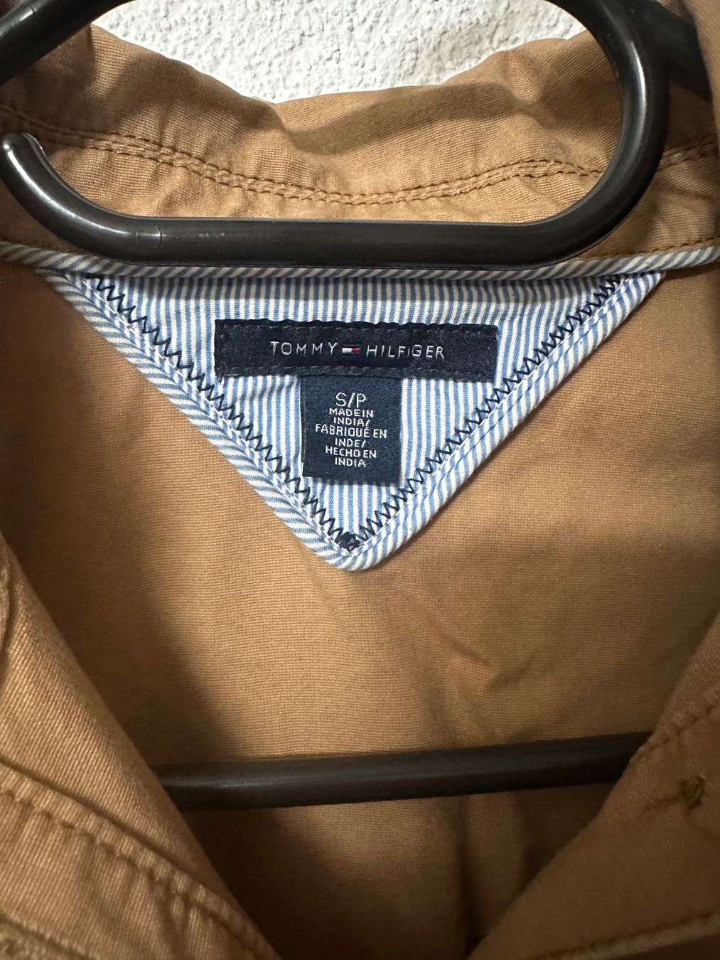 Tommy Hilfiger Camicette: Tommy Hilfiger Bluse/ Jacke – Usato da Heerbrugg venduto da cheedsk 2
