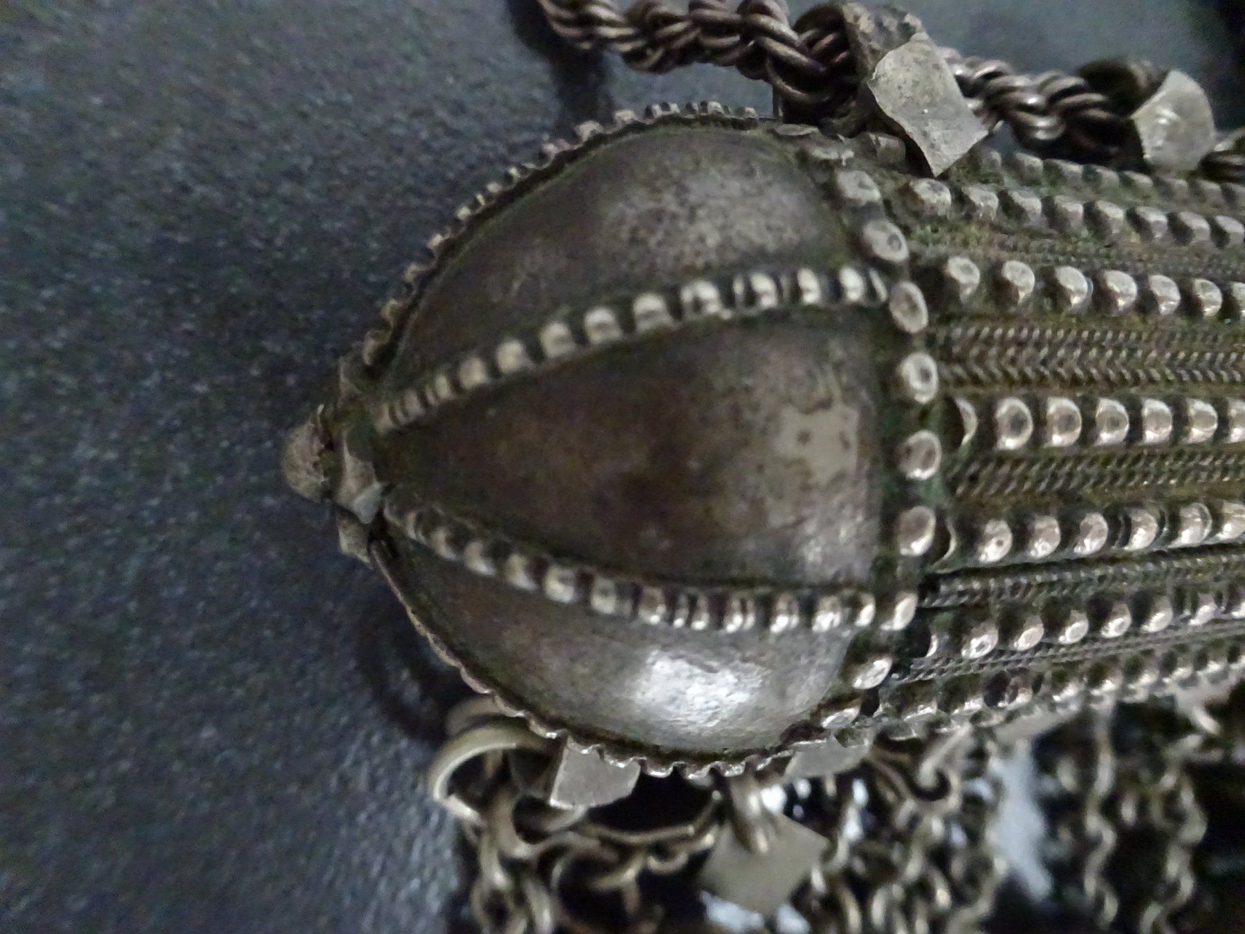 Ketten: Koran Kette / Amulett Kapsel Glöckchen – Gebraucht aus Oetwil am See von Senegal 3