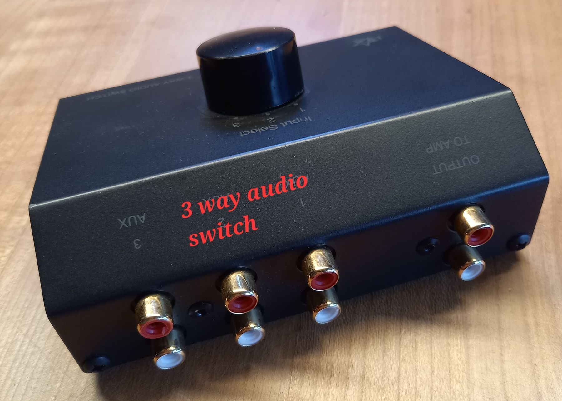 Hubs & Switches: 3 way Audio Switch – Neu (gemäss Beschreibung) aus Matten b. Interl von Tbsound